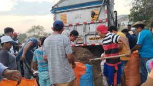 Ganaderos de Pasaquina reciben concentrado para sus reses