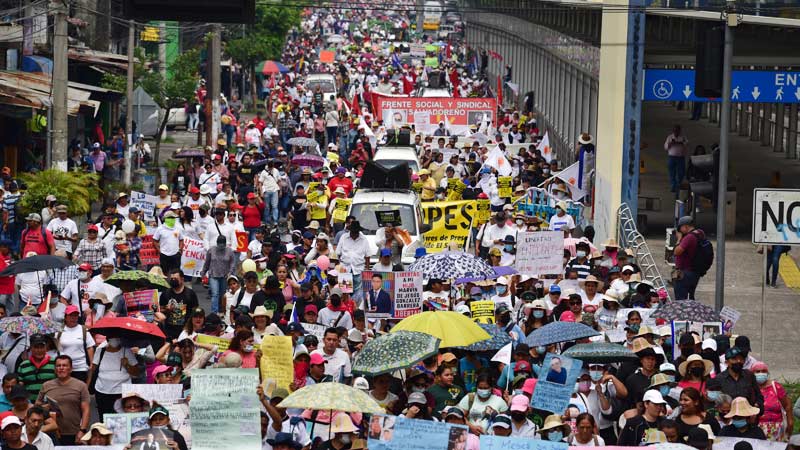 Fotos Así Se Desarrolló La Marcha Del 1 De Mayo Contra Arbitrariedades Del Gobierno De Bukele 2638