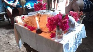 "Me entregaron a mi nieta casi muerta": Bebé muere tras enfermarse de neumonía en penal de Apanteos