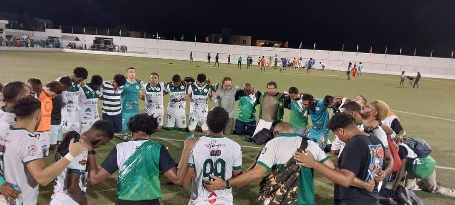 entrenador angel orellana futbol el salvador belice campeon verdes fc 02