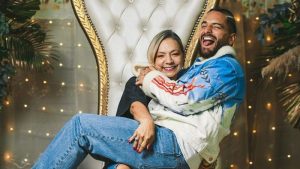 "Feliz día suegra": Maluma alborota a sus fanáticas tras presumir a su mamá en redes