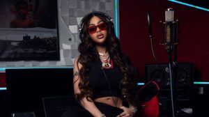 Yailín la Más Viral triunfa con el lanzamiento del videoclip "Solo tú y yo" junto a Shadow Blow