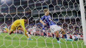 Japón aplastó a El Salvador con una goleada, en partido amistoso.