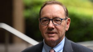 Kevin Spacey enfrenta nuevo juicio en Londres por 12 agresiones sexuales contra hombres