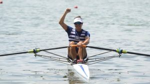 Adriana Escobar en el lago de Ilopango
