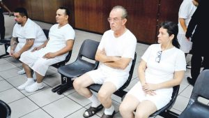 Cinco acusados por estampida en el Cuscatlán quedaron libres, pero Fiscalía apelará y siguen en prisión