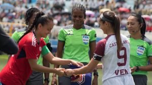 deyna castellanos manchester city venezuela san salvador 2023 futbol acoso troles redes sociales 01