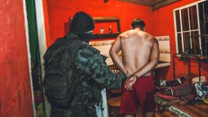 Capturan a supuestos pandilleros que extorsionaban con $1,500 en Cuscatlán