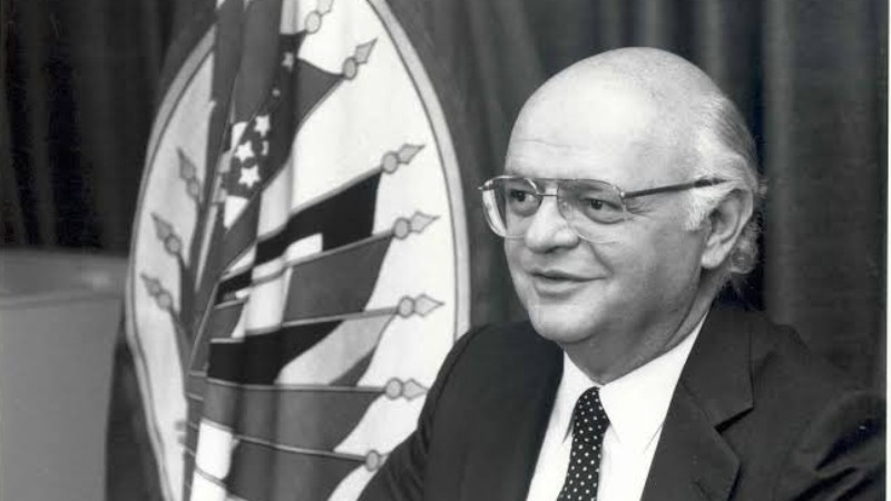 Morre ex-secretário-geral da OEA, João Baena Soares