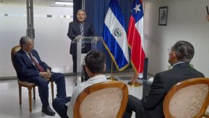 juan hernan carrasco vivanco homenaje embajada chile 01