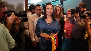 Dictadura de Maduro inhabilitó a María Corina Machado, precandidata opositora