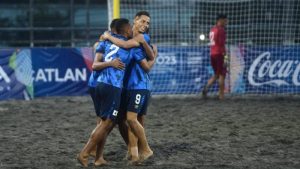 Futbol playa El Salvador