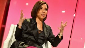 Directora ejecutiva de Twitter dice que su red social puede ser imitada, pero no duplicada