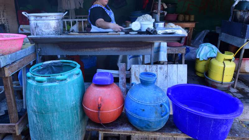 Escasez de agua mercado de San Miguelito