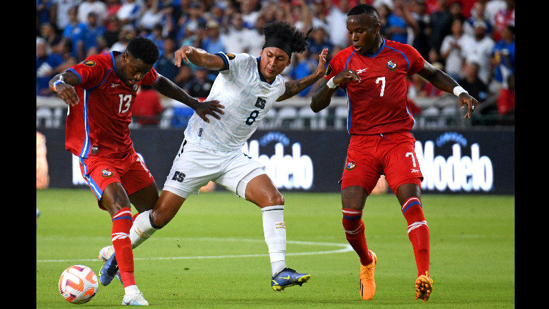 Panamá venció a El Salvador y lo despidió de la Copa Oro