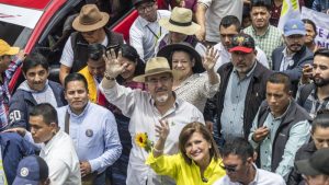 Tribunal electoral de Guatemala suspende temporalmente el partido del presidente electo