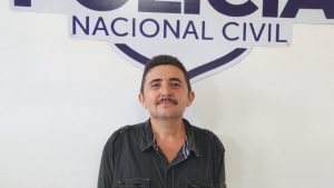 Motorista de camión provocó un accidente e intentó huir disparando en La Unión