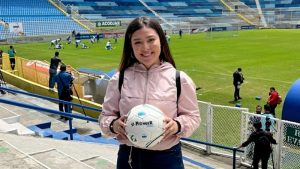 dania mejia canal 4 talento futbol el salvador