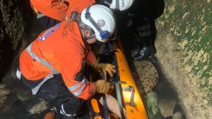 Encuentran cadáver de una mujer en una quebrada de Soyapango