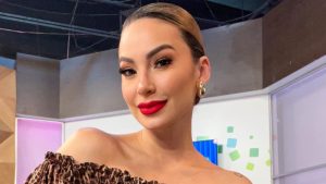 Andrea Mariona celebra tercer aniversario junto a Juan Marcos Flores con seductoras fotos