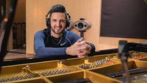 Pianista Ándres Ángel regresa a Europa para grabar nuevo álbum