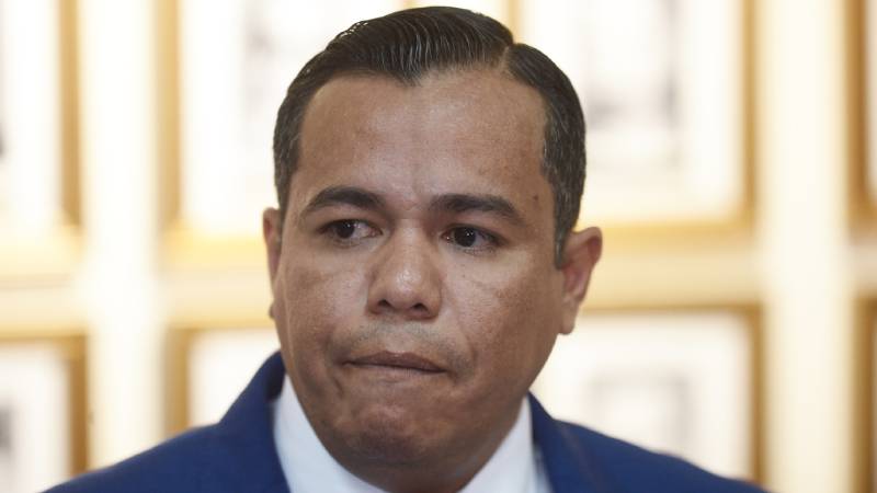 Alejandro Zelaya, entonces ministro de Hacienda, fue el funcionario encargado de presentar en la Asamblea Legislativa la reforma de pensiones del Gobierno de Bukele. Ahora es director por El Salvador ante el Banco Centroamericano de Integración Económica (BCIE) | Foto EDH/ Francisco Rubio