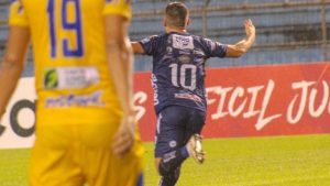 Jocoro debutó con derrota ante Cobán Imperial, en la Copa Centroamericana
