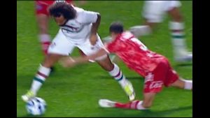 El brasileño Marcelo provocó una grave lesión sobre un rival