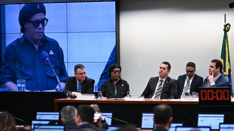 Ronaldinho Brasil Comision Estafa Criptomonedas