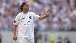 Piden a Policía llevar a Ronaldinho a declarar por estafas con Bitcoin