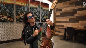 Roquero mexicano Alex Lora