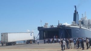 Con el ferry "no se le está quitando el negocio a los transportistas", señala Coexport