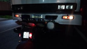 Motociclista herido luego que camión invadiera el carril en Santa Ana
