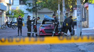 "Un día nada fácil": Coches bomba estremecen Ecuador