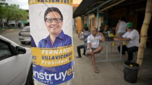 Violencia a tiros no se detiene en Ecuador en víspera de elecciones
