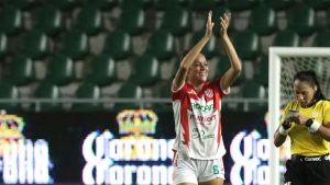 izabelle astrid hernandez futbol el salvador mexico necaxa 01