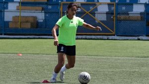 paola calderon futbol el salvador costa rica legionarios 01