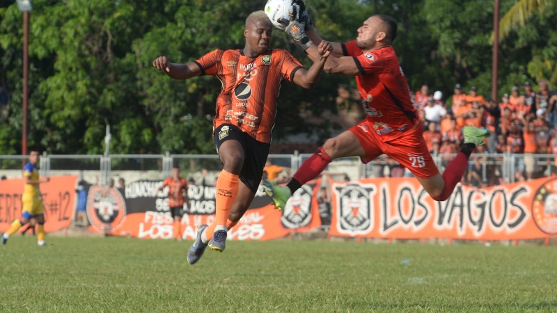 Elmer Bonilla cuestionó el gol del Águila