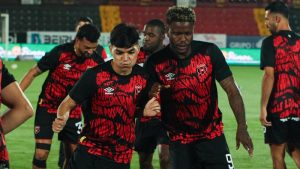 Leo Menívar debutó en Costa Rica con el Alajuelense