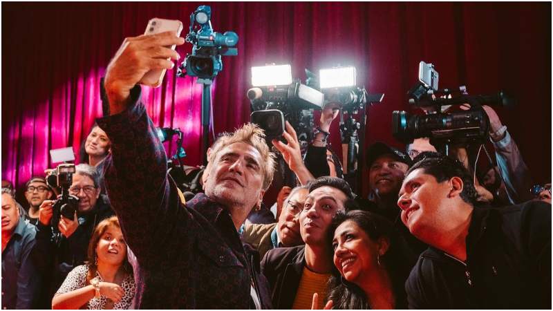 Alejandro Fernández consigue un reality show con sus hijos