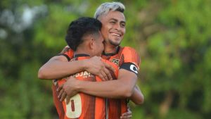 Águila derrotó 2-0 a Jocoro y sigue líder