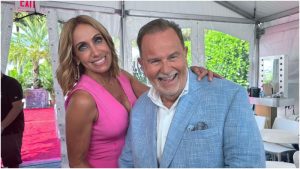 Los conductores del programa 