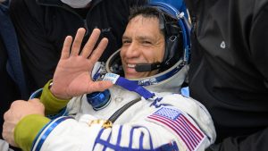 ¿Por qué el astronauta Frank Rubio tiene corazón salvadoreño?