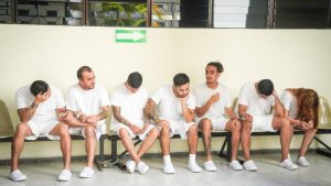 Siete guatemaltecos son enviados a prisión porque tenían cocaína y armas de fuego