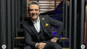 Héctor Sandarti