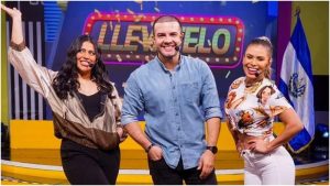 Henry Urbina, Linda Sibrián y Teté Gómez
