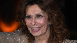 Sophia Loren, de 89 años, se fracturó la cadera tras aparatosa caída