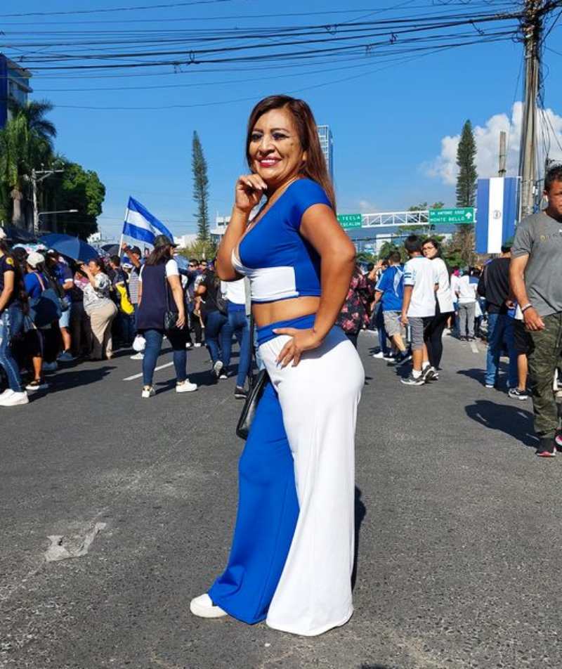 Yanira Berríos en el desfile del 15 de septiembre 2023