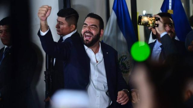 Nayib Bukele Se Inscribe Para La Reelección Inconstitucional Noticias De El Salvador 7277