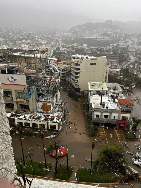 Huracán Otis Acapulco México